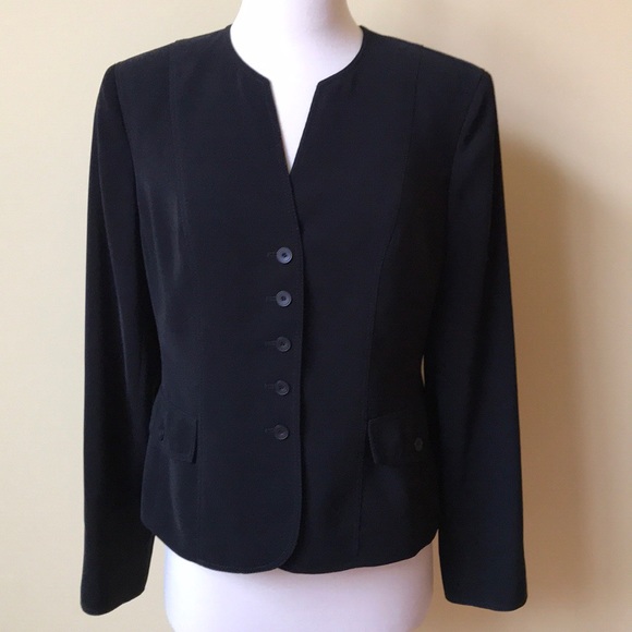 Le Suit | Other | Le Suit Paris New York Suit Set With Skirt Black 8